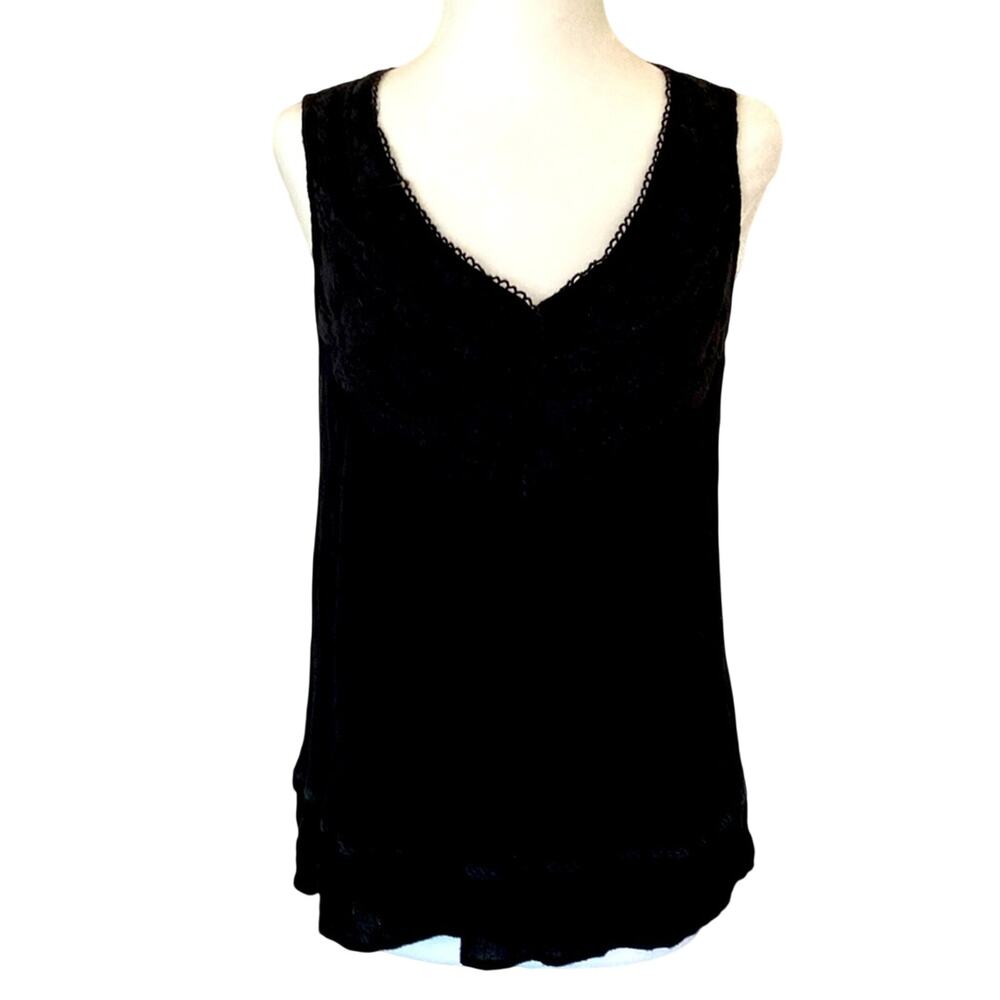 Black lace detail tank top small